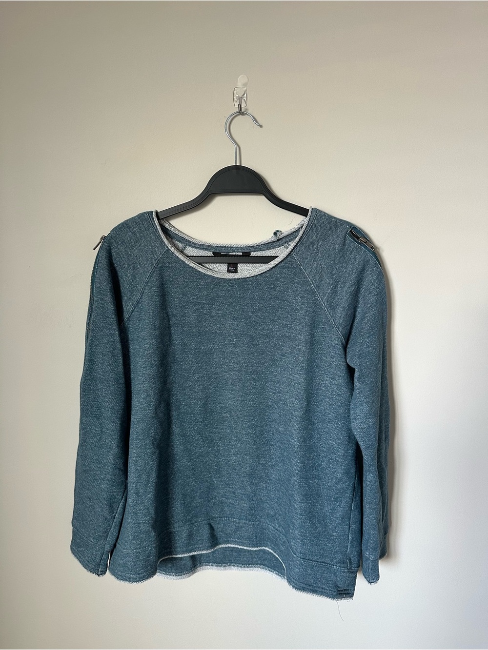 Rock and republic Casual Blue Scoop Neck Women's Top